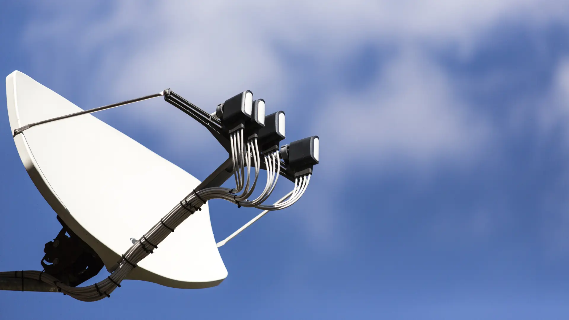 LNB Nedir? Uydularda LNB Ayarı Nasıl Yapılır 1 LNB Nedir